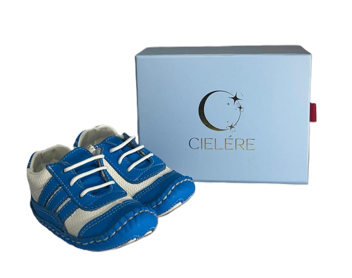 Comète - Classic Urban Tennis Style Sneakers with Stripes